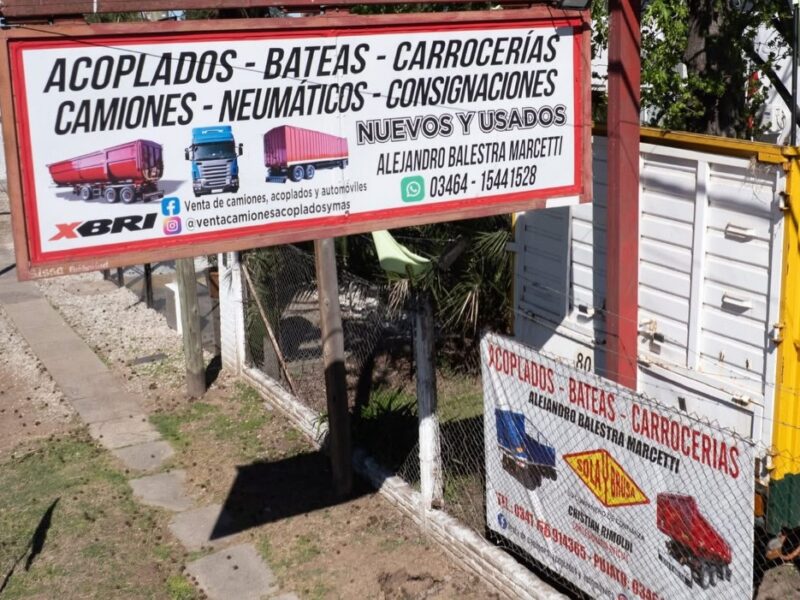 Acoplado barandas volcables 4 ejes SOLA Y BRUSA